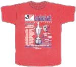 11/4の優勝が決まった後に選手やコーチが着用したＴシャツです